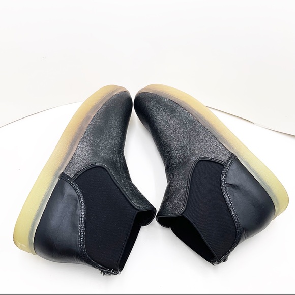 {Sam Edelman} Margot Chelsea Metallic Sneaker Boots - Picture 10 of 16